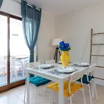 Breeze Located In The Heart Of Lejlighed *